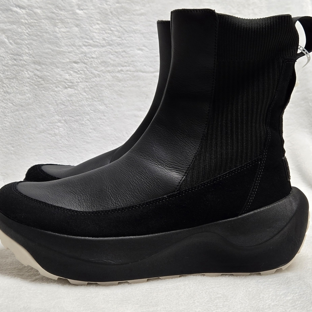 The North Face Black Winter Boots